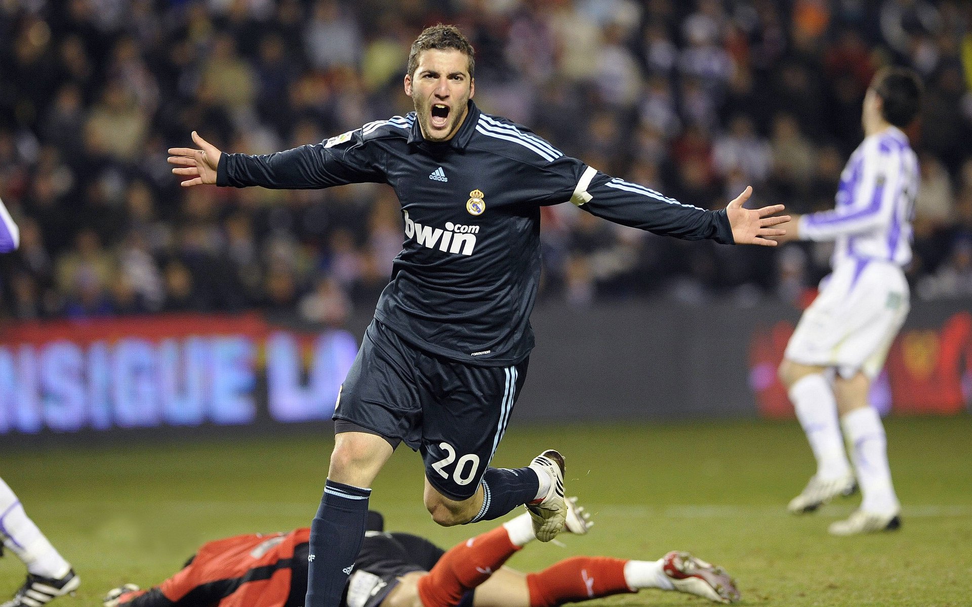 选手训练成果显著，训练型选手和比赛型选手