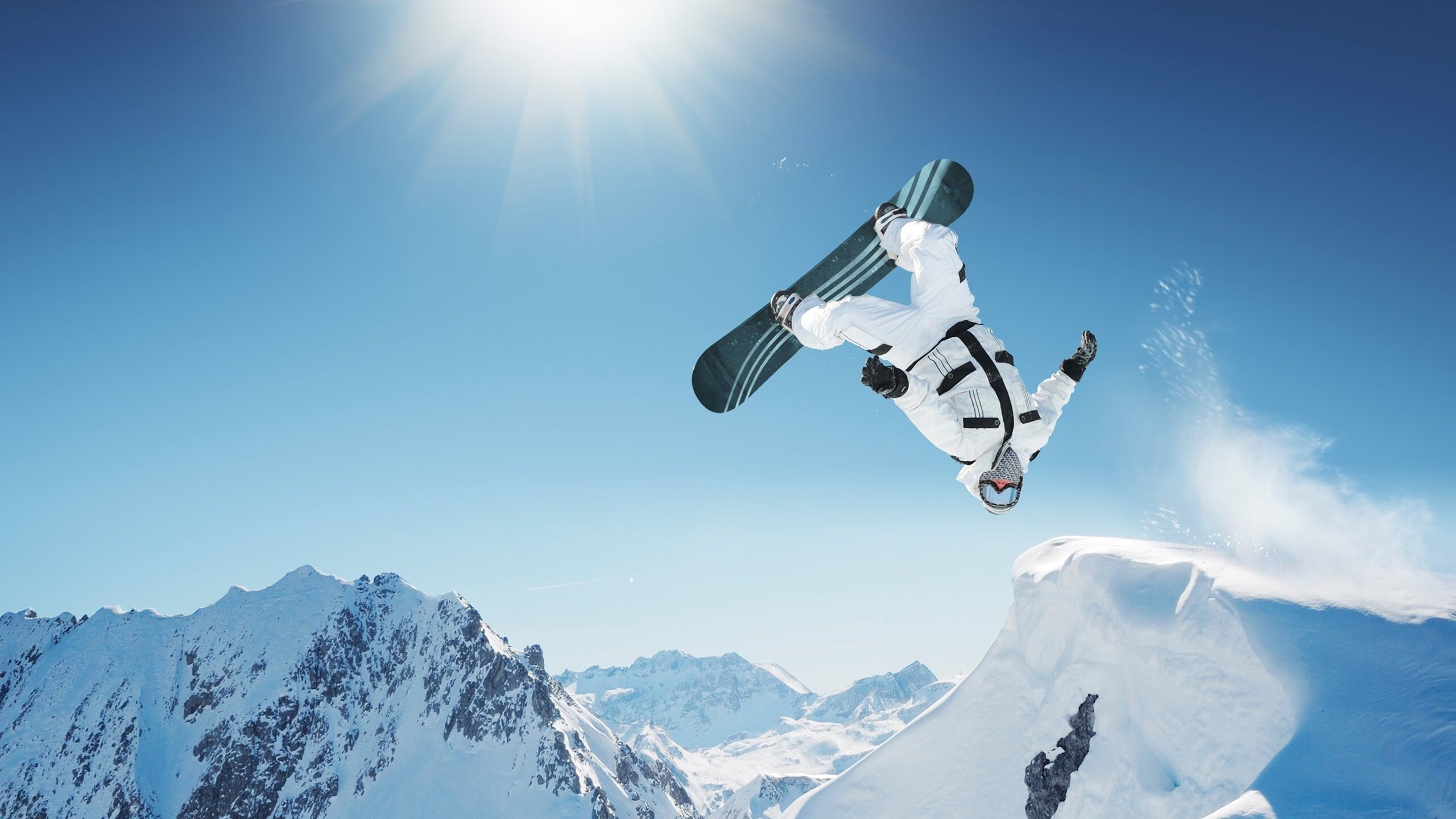 kaiyun.com-“拳击新星崛起：四川省体育馆拳击赛，年轻选手挑战老将，格局重塑”