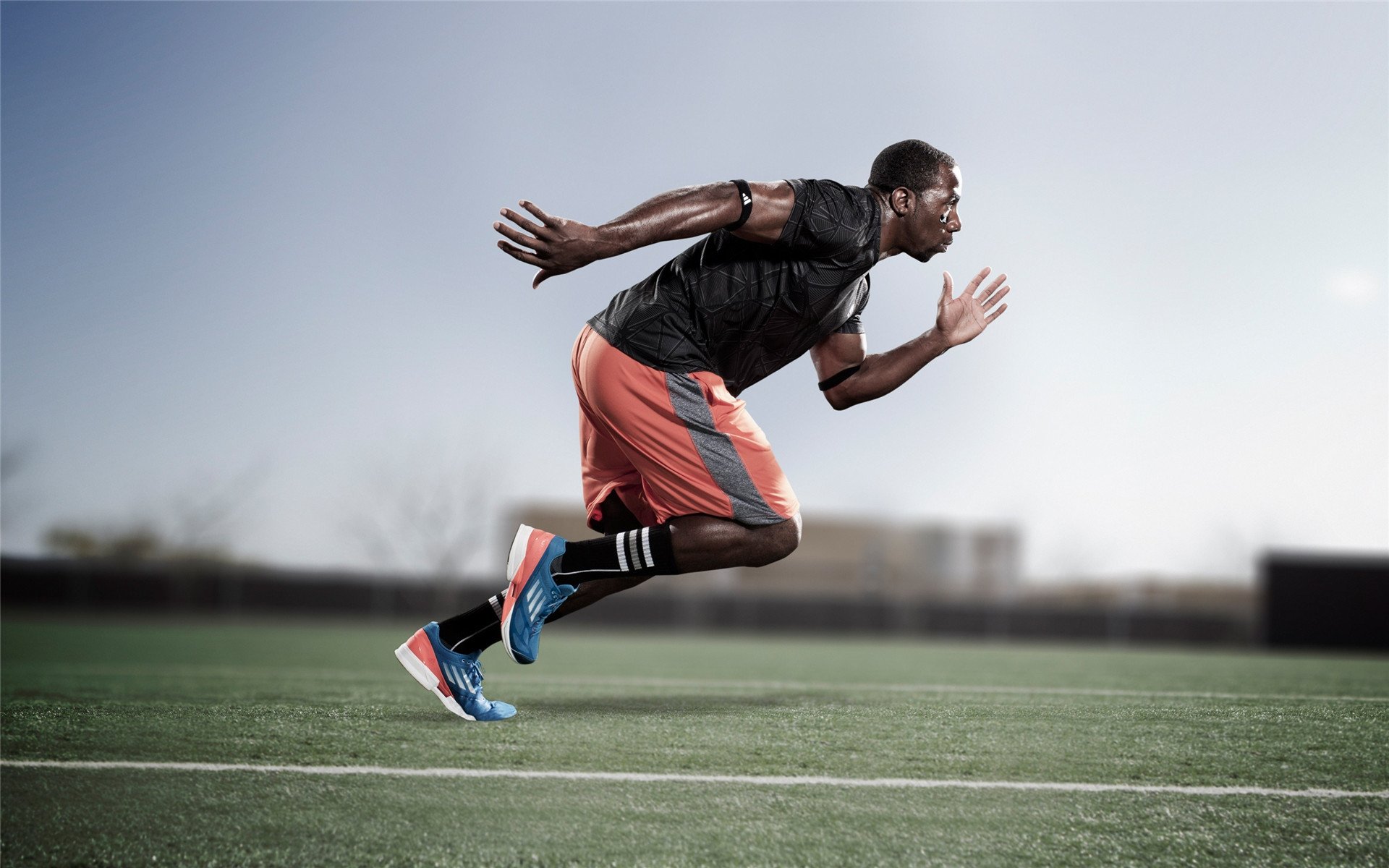 “跑酷高手齐聚天府新区，极限运动点燃赛场”